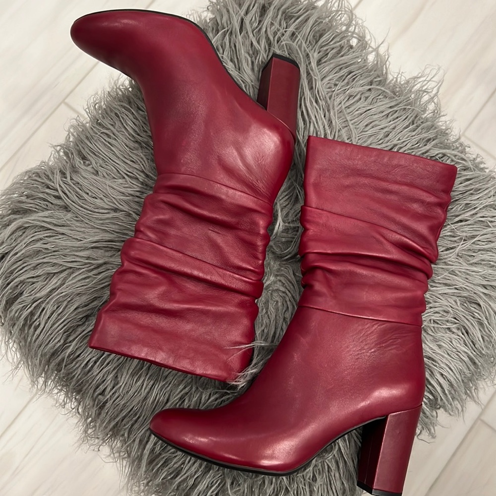 Anne Klein NYSHA leather block heel boots